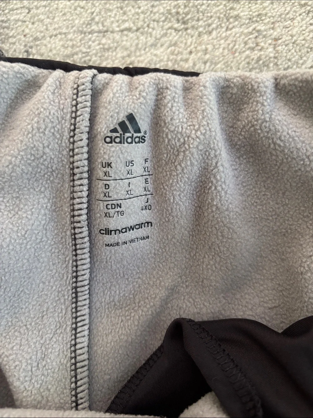 NWOT adidas Gray Heather Men's Jogger Sweatpants with Zip Pockets